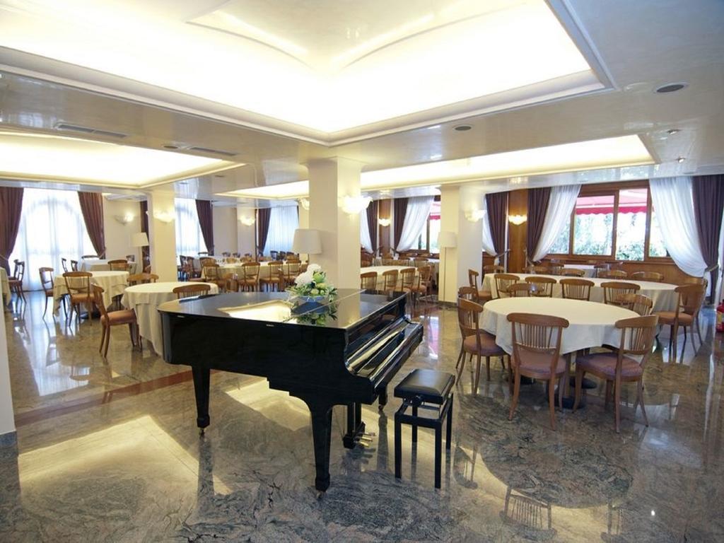 Hotel Apeneste Mattinata Dış mekan fotoğraf
