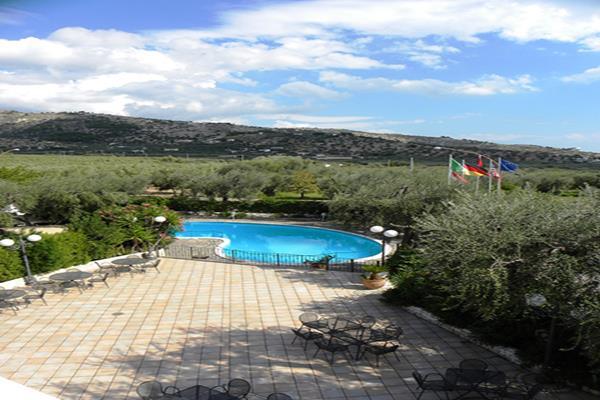Hotel Apeneste Mattinata Dış mekan fotoğraf