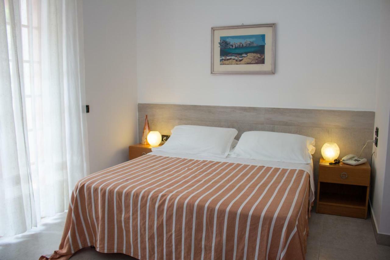 Hotel Apeneste Mattinata Dış mekan fotoğraf