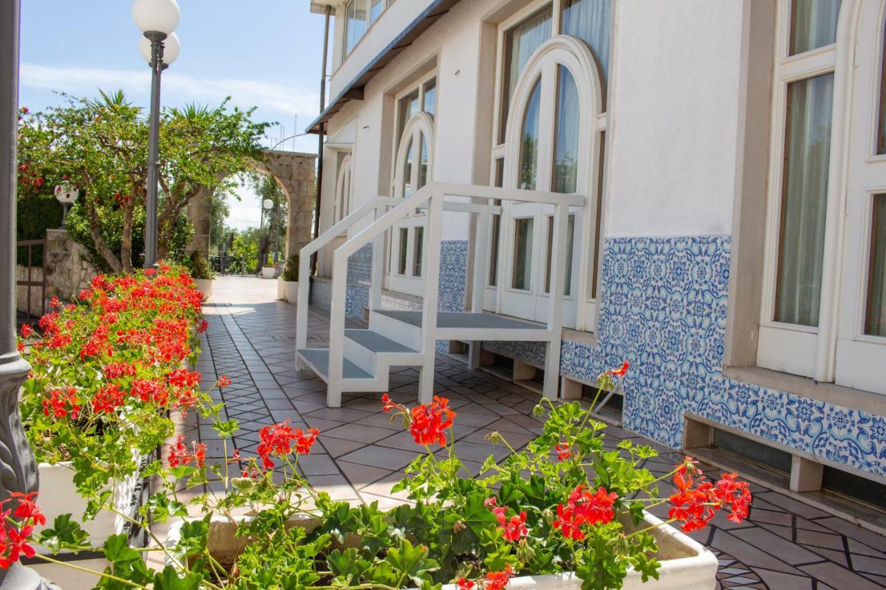 Hotel Apeneste Mattinata Dış mekan fotoğraf